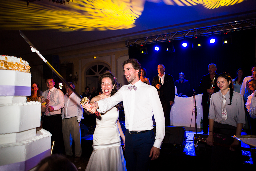 Mariage en Provence au Château Font du Broc - gâteau sabre