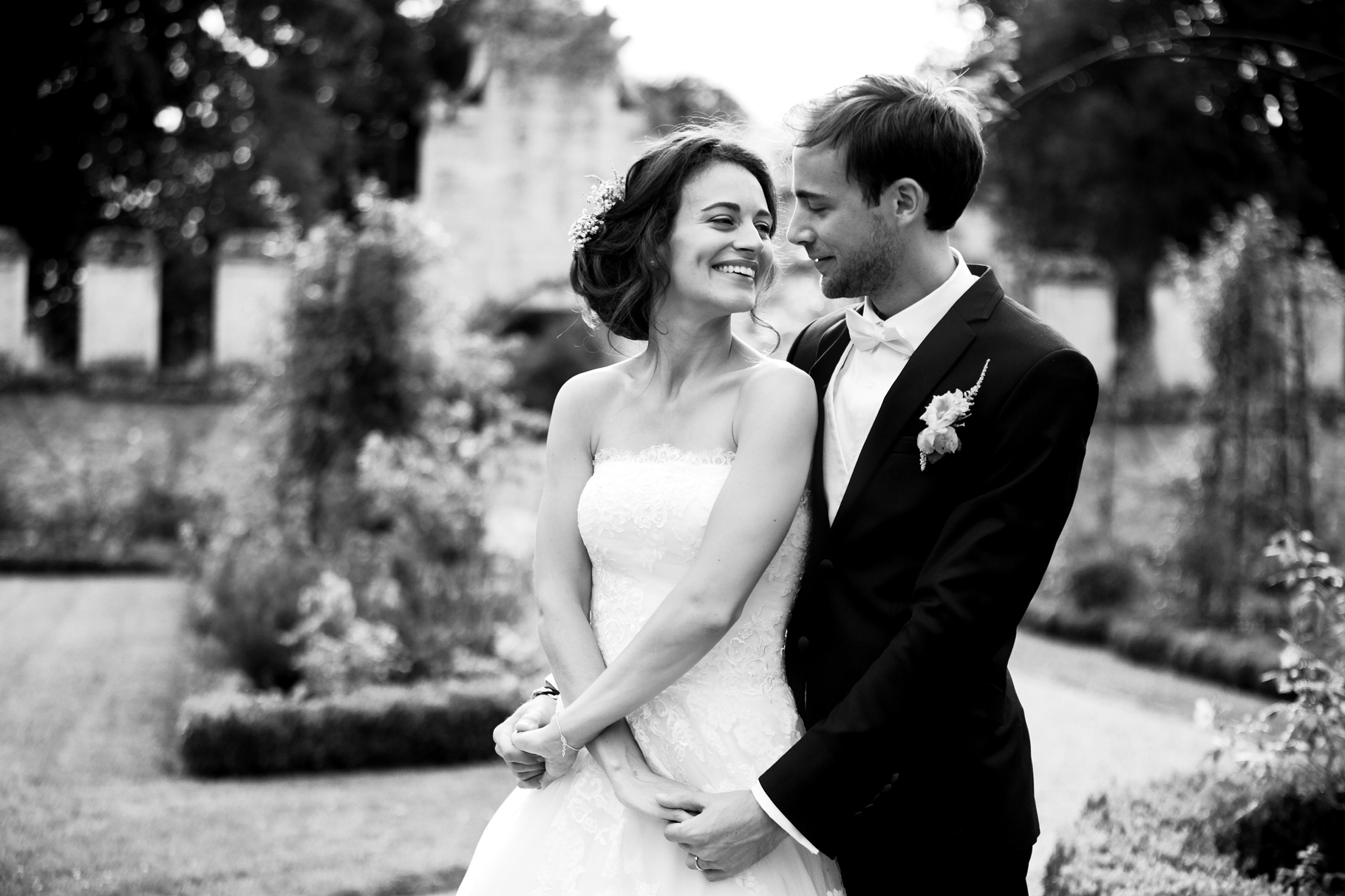 Photographe de mariage à l'abbaye de châalis dans l'oise